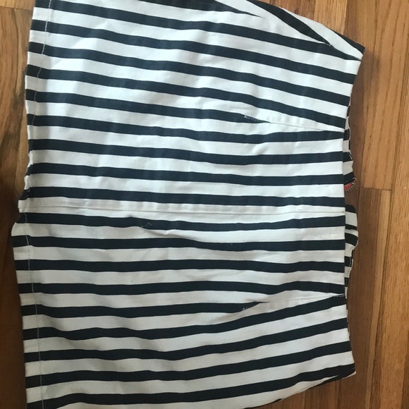 Urban Outfitters striped mini skirt - Picture 4 of 4